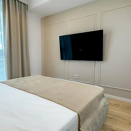 Apartment Styling & Cozy Apt In Coresi By Cityscape *