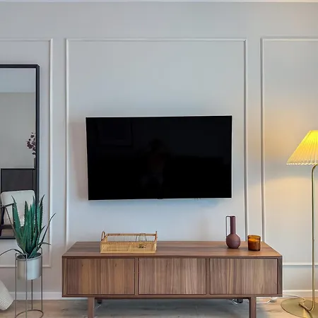Styling & Cozy Apt In Coresi By Cityscape Μπρασόβ