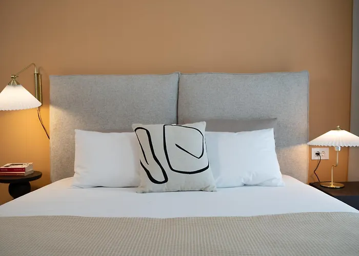 Apartment Styling & Cozy Apt In Coresi By Cityscape *